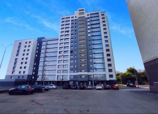 Продается четырехкомнатная квартира, 139 м2, Республика Башкортостан, улица Октябрьской Революции, 62/1