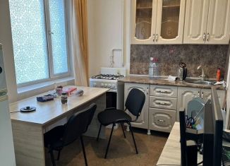 Однокомнатная квартира на продажу, 31 м2, Грозный, улица У.А. Садаева, 16, 1-й микрорайон