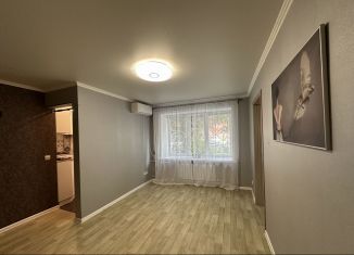 Двухкомнатная квартира на продажу, 39.6 м2, Шадринск, улица Ефремова, 19