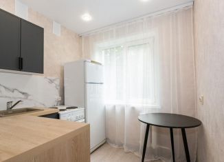 Продаю 1-комнатную квартиру, 30 м2, Новосибирск, метро Золотая Нива, улица Бориса Богаткова, 171