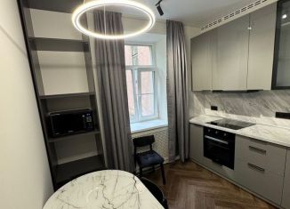 Продается 3-комнатная квартира, 77.6 м2, Кронштадт, проспект Ленина, 43