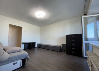 Продам однокомнатную квартиру, 37 м2, Йошкар-Ола, улица Дружбы, 83, 4-й микрорайон