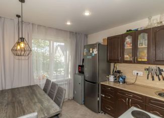 Продажа 2-ком. квартиры, 52.3 м2, Челябинск, улица Барбюса