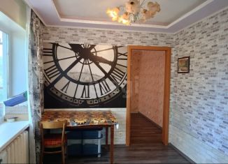 Продам 3-комнатную квартиру, 47.2 м2, Коряжма, улица Набережная им. Н. Островского, 54