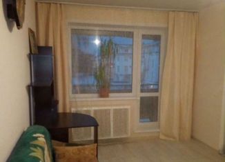 Сдаю 3-ком. квартиру, 48.6 м2, Тверь, проспект Чайковского, 25