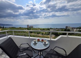 Продаю 1-комнатную квартиру, 36.8 м2, посёлок городского типа Ливадия, Виноградная улица, 1Д