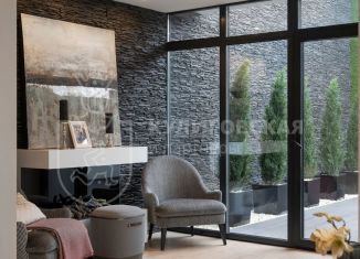 Продаю 4-комнатную квартиру, 184 м2, Екатеринбург, улица Татищева, 47А