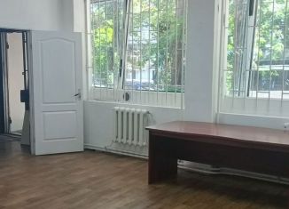 Сдача в аренду помещения свободного назначения, 33 м2, Ялта, Мисхорская улица, 2к2