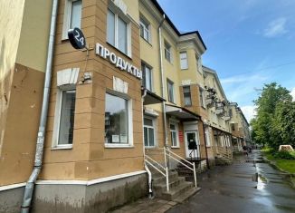 Продажа 3-ком. квартиры, 67.4 м2, Псковская область, Советская улица, 71/31