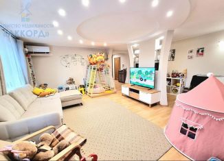 Продается 3-ком. квартира, 88.6 м2, Барнаул, Партизанская улица, 201