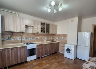 Продаю однокомнатную квартиру, 48 м2, Чебоксары, улица Филиппа Лукина, 6