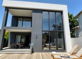 Продается дом, 240 м2, Сочи, улица Серафимовича, 11, микрорайон Светлана