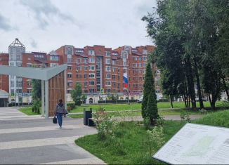 Продается 3-комнатная квартира, 133 м2, Лобня, улица Ленина, 23к8