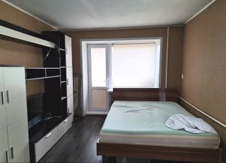 Продается двухкомнатная квартира, 43.2 м2, Екатеринбург, улица Банникова, 8, Орджоникидзевский район