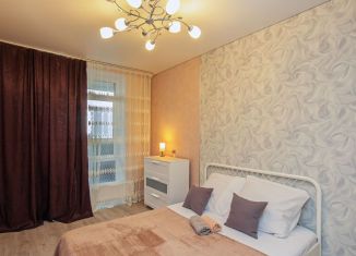 Сдам 1-комнатную квартиру, 35 м2, Тюмень, улица Тимофея Чаркова, 81к2, Ленинский округ