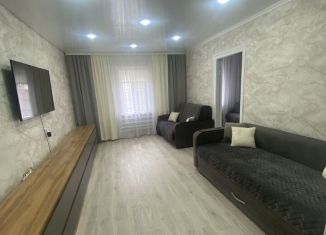 Сдача в аренду 3-комнатной квартиры, 80 м2, Яровое, улица Кирова, 51