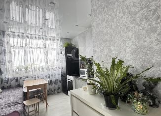 Продается 2-комнатная квартира, 42.1 м2, Тюмень, улица Первооткрывателей, 10, ЖК Колумб