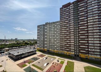 Продаю 1-ком. квартиру, 43.5 м2, Оренбург, улица Юркина, 8, ЖК Осенний Лист