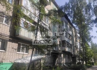 Продается 3-ком. квартира, 51 м2, Дзержинск, улица Ульянова, 18