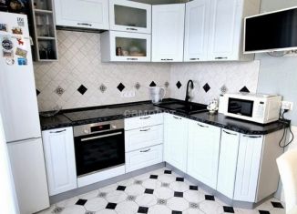 Продам 2-ком. квартиру, 59.8 м2, Воронеж, улица Артамонова, 34/9, ЖК Лазурный