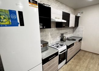 Продам однокомнатную квартиру, 48 м2, деревня Куюки, улица 5-й Квартал, 9