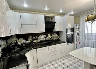 2-ком. квартира на продажу, 71.8 м2, Краснодар, улица Петра Метальникова, 5к1, Музыкальный микрорайон