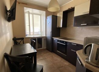 Продажа трехкомнатной квартиры, 59.7 м2, Томская область, Молодёжная улица, 19