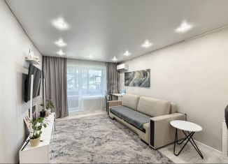 Продажа 2-ком. квартиры, 46.9 м2, Тюмень, улица 70 лет Октября, 20А