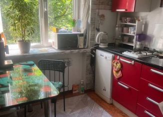 Продается 2-комнатная квартира, 42.5 м2, Санкт-Петербург, метро Звёздная, Московский проспект