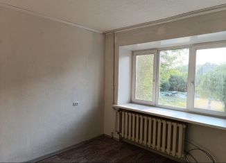 Продам 1-ком. квартиру, 30.9 м2, Асбест, Ленинградская улица, 21