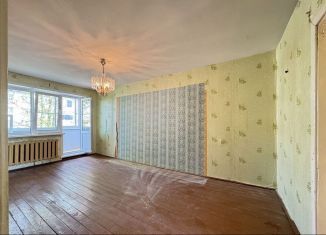 Продаю 2-комнатную квартиру, 43.2 м2, Волхов, улица Ломоносова, 22