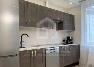 Продаю 1-комнатную квартиру, 42.5 м2, Кудрово, Пражская улица, 9, ЖК Вернисаж