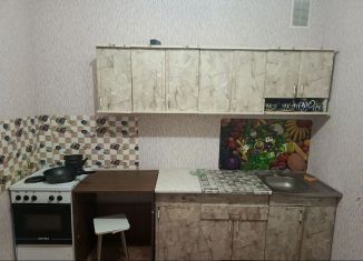 Сдается в аренду 1-комнатная квартира, 32 м2, Курганская область, улица Гагарина, 87