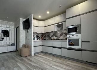 Продается 2-ком. квартира, 62.2 м2, Чебаркуль, улица Крылова, 22