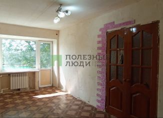Продаю 2-ком. квартиру, 41 м2, Сызрань, Красная улица, 32