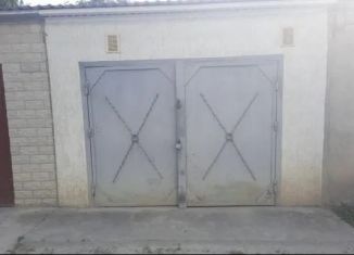 Продается гараж, 23 м2, поселок городского типа Мостовской, улица Ленина, 47