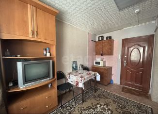 Сдаю в аренду квартиру студию, 13 м2, Тобольск, 8-й микрорайон, 1