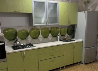 Продаю двухкомнатную квартиру, 67.3 м2, Димитровград, улица Славского