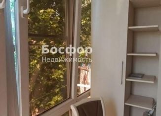 Продам 2-комнатную квартиру, 47.5 м2, Керчь, улица Горького, 2Б