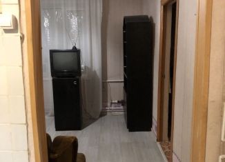 Сдам 2-комнатную квартиру, 40 м2, Оренбург, улица Кирова, 44