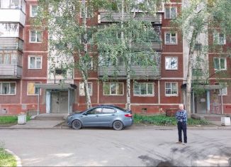 Продам 2-ком. квартиру, 47 м2, Екатеринбург, улица Сыромолотова, 25, ЖК Молодёжный