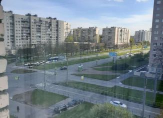 Двухкомнатная квартира в аренду, 53 м2, Санкт-Петербург, Богатырский проспект, метро Пионерская