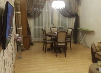 Продается трехкомнатная квартира, 70 м2, Екатеринбург, улица Электриков, 12, метро Уралмаш