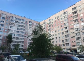 Продам 1-ком. квартиру, 39 м2, Казань, улица Абсалямова, 28