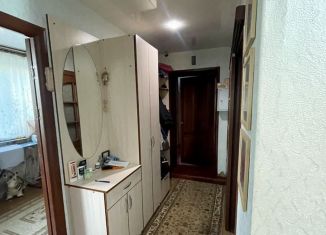 Продается 3-комнатная квартира, 60 м2, посёлок Ува, улица Ленина, 5