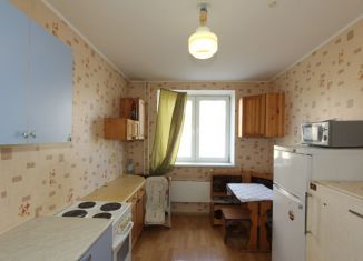 Сдам в аренду комнату, 20 м2, Красное Село, Гатчинское шоссе, 4к2