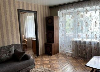 Сдается двухкомнатная квартира, 43 м2, Екатеринбург, улица Татищева, 72, улица Татищева