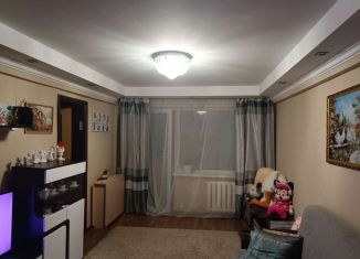 Продается двухкомнатная квартира, 47 м2, Карачев, Советская улица, 53А