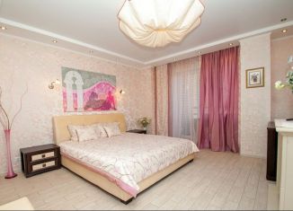 Сдается трехкомнатная квартира, 128 м2, Зеленоградск, улица Марины Расковой, 4