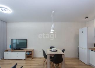 Продаю двухкомнатную квартиру, 60 м2, Тобольск, ЖК Мой Квартал, 6-й микрорайон, 110к1